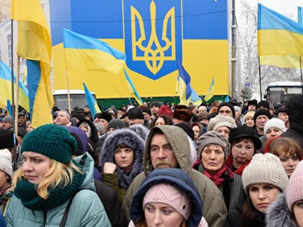 Согласно опросу, 80 процентов украинцев уверены, что страна движется в неверном направлении