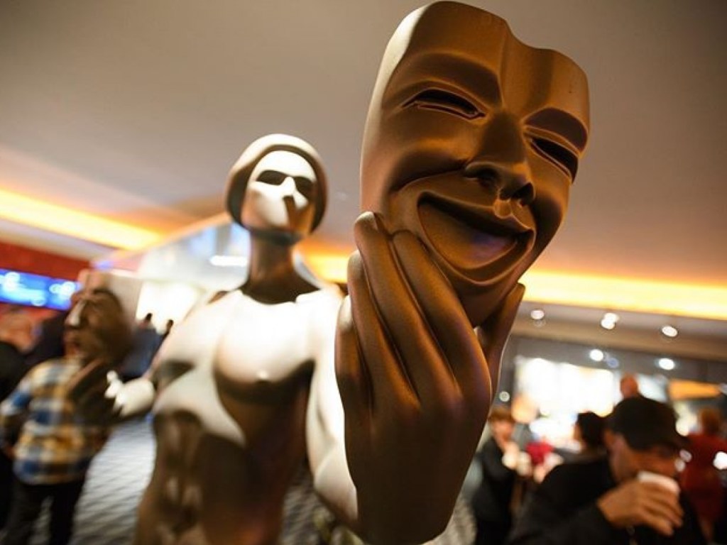 Замах на «Оскар»: В Лос-Анджелесе назвали лауреатов премии Гильдии киноактеров США (ВИДЕО)