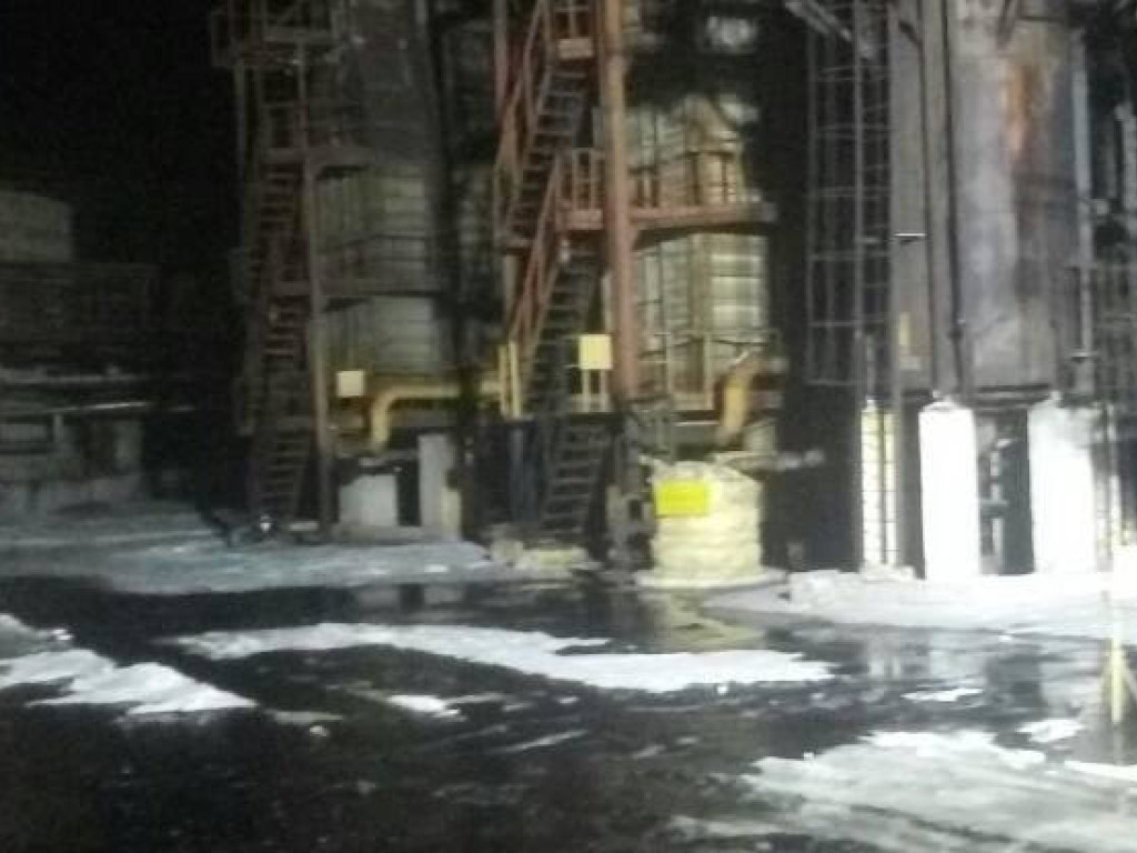 Взрыв на коксохимическом заводе в Каменском: стало известно о состоянии людей с ожогами (ВИДЕО)