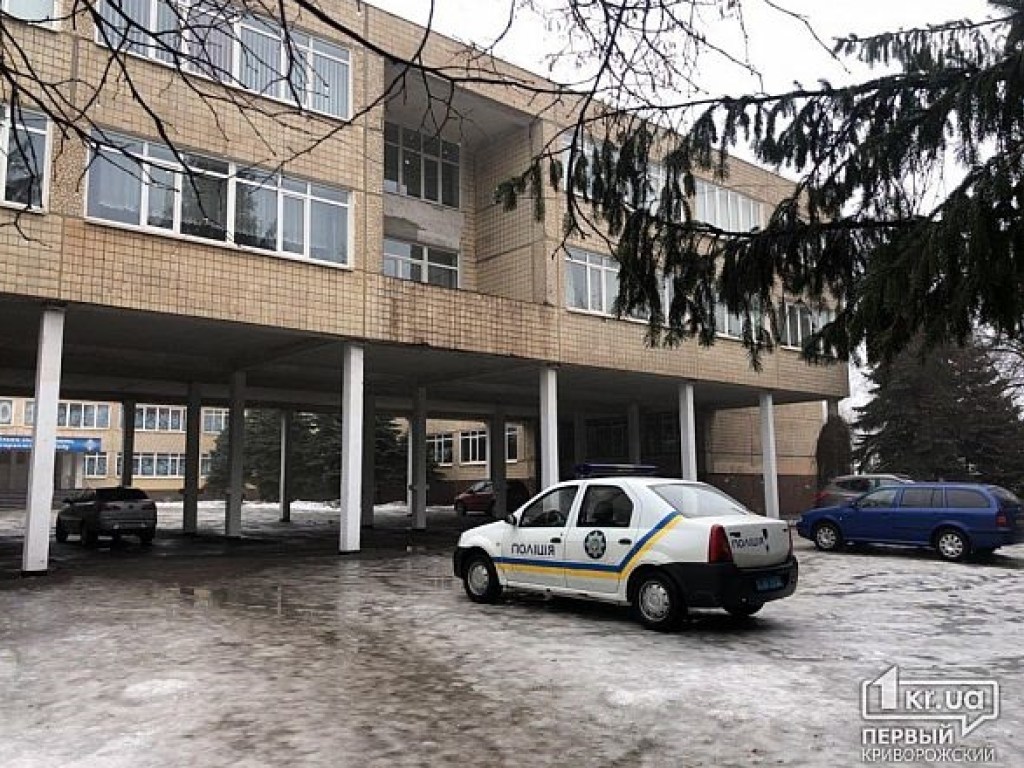 Мэр Кривого Рога заявил о минировании 6 школ (ФОТО, ВИДЕО)
