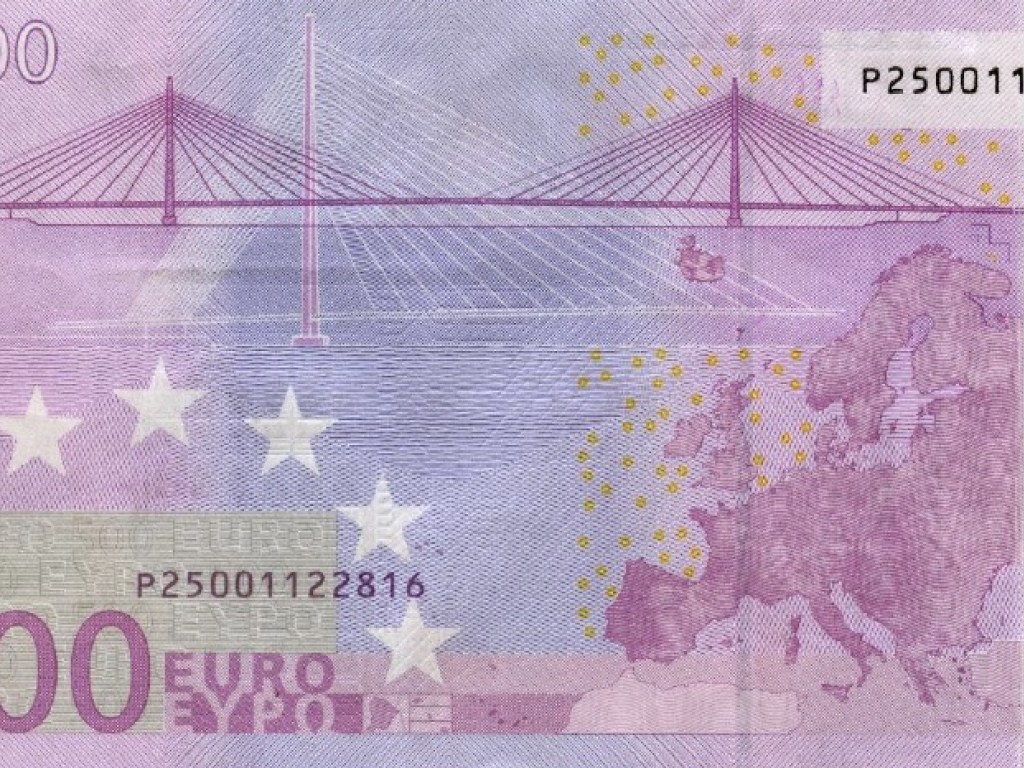 НБУ предупредил банки о фальшивых евро (ФОТО)