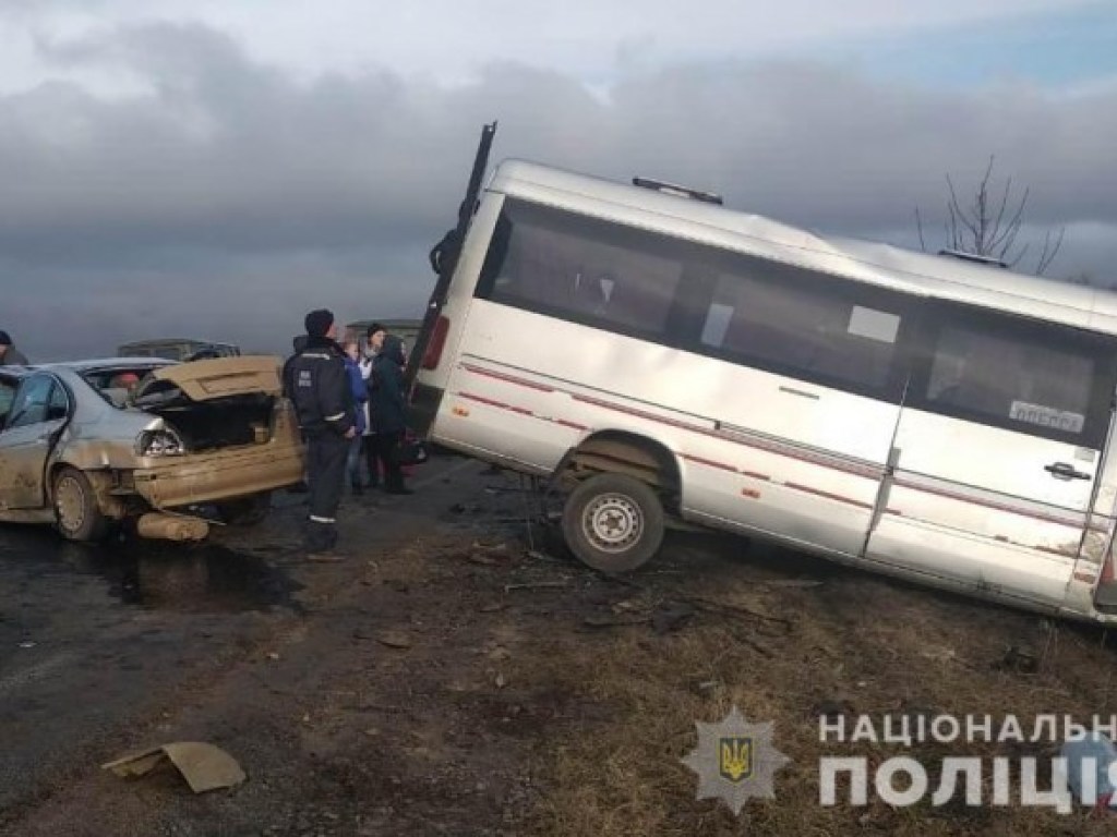ДТП на трассе Килия-Одесса: стало известно о 14 пострадавших (ФОТО)
