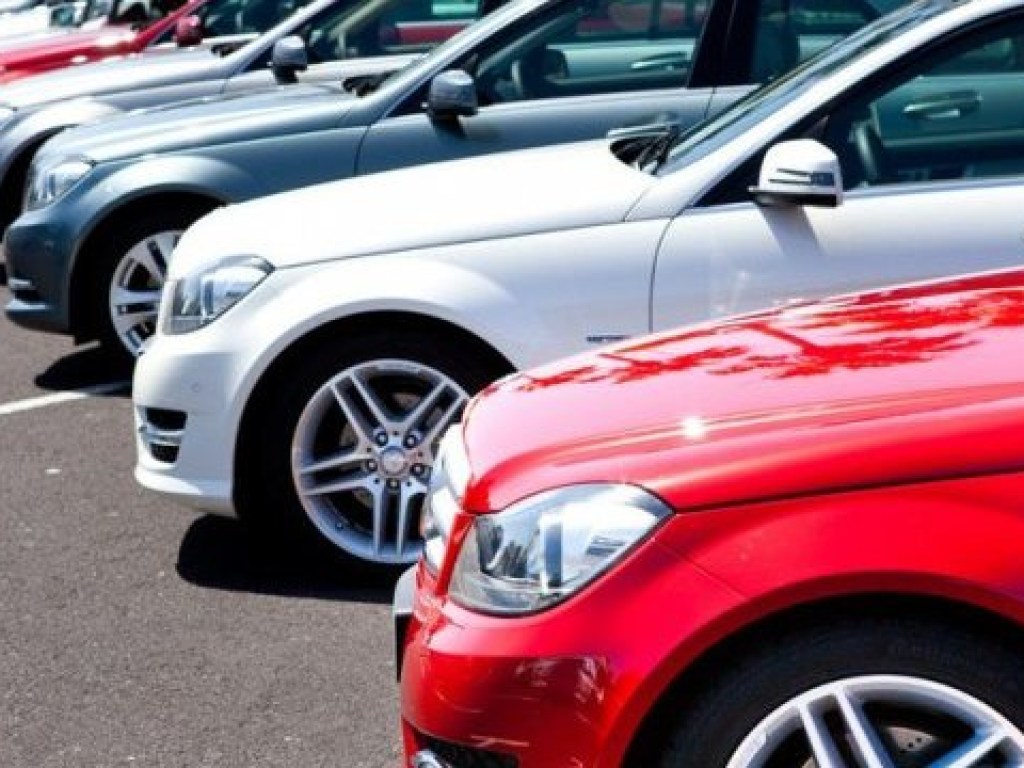 В Украине спрос на новые автомобили упал на 21% 