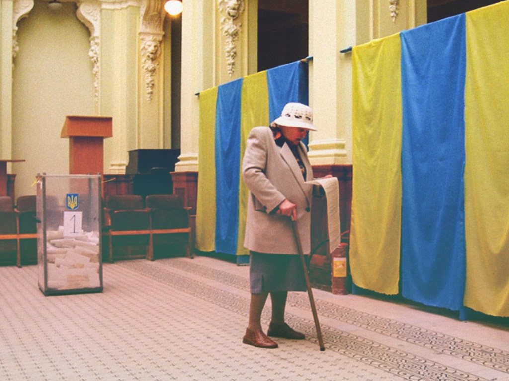 Таких грязных выборов, цинично нарушающих закон, в Украине еще не было – экс-народный депутат