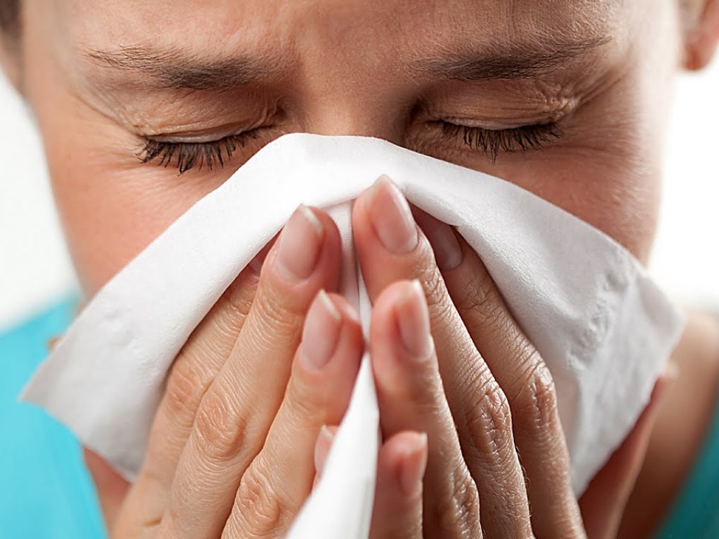 Врач: работа в офисе способствует развитию аллергии