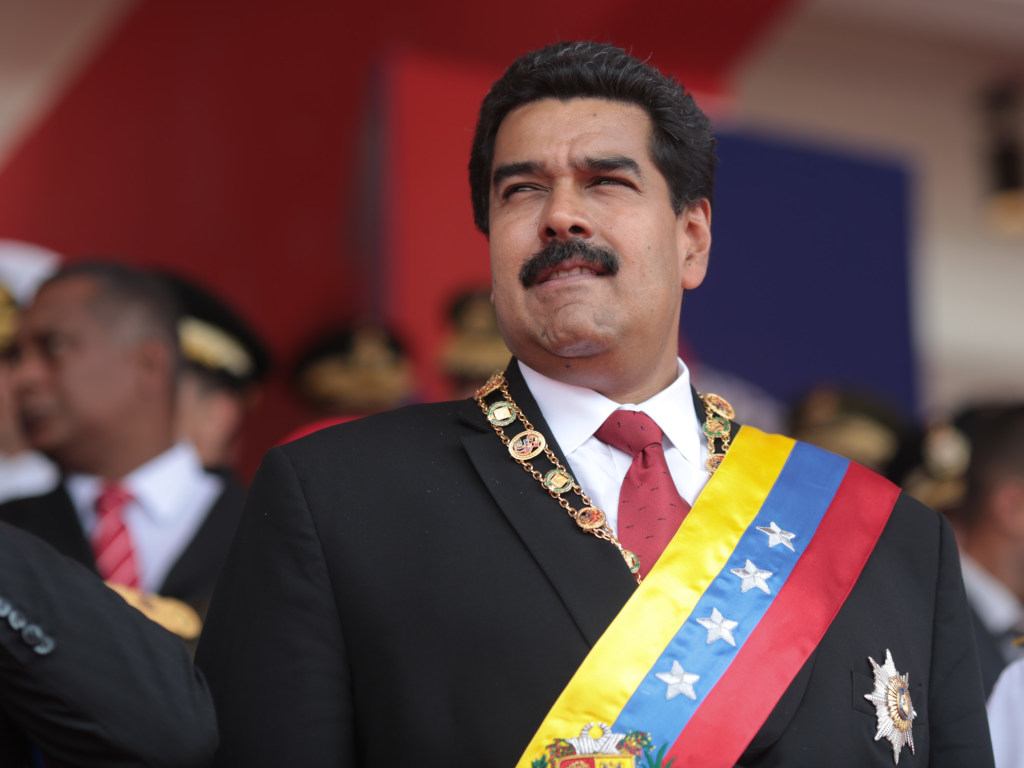 Переворот в Венесуэле: Мадуро выступил за проведение досрочных выборов в парламент