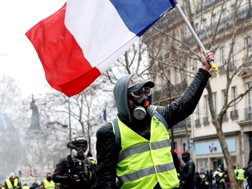 Во Франции хотят провести референдум &#8212; СМИ