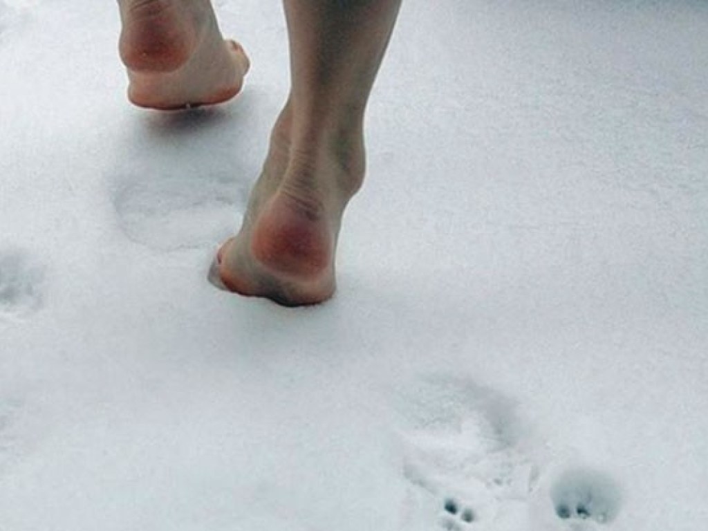 Стало известно, почему  украинцы ходят зимой босиком (ФОТО, ВИДЕО)