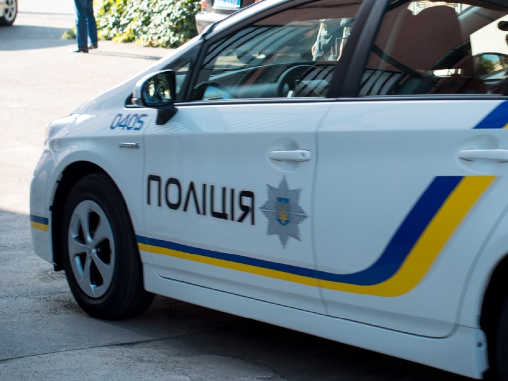 В Киеве избили полицейского – СМИ