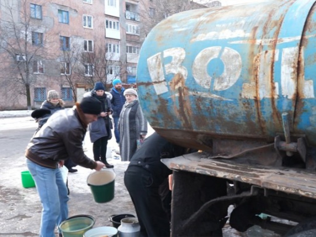 Обвал коллектора в Бердянске: без воды осталось 40 тысяч жителей 