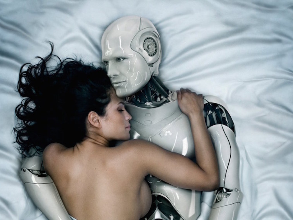Ученые обсуждают возможность брака с роботом