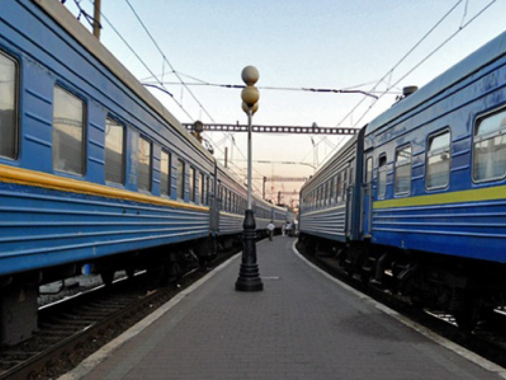 Снижение частоты железнодорожного сообщения с Москвой связано с подорожанием билетов &#8212; эксперт