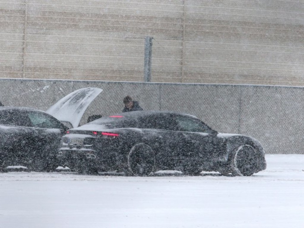 В Норвегии отыскали новый электромобиль от Porsche (ФОТО)