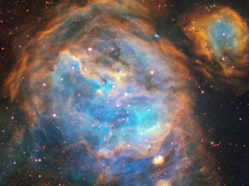 Астрономы запечатлели пузырь возле новорожденных звезд (ФОТО)