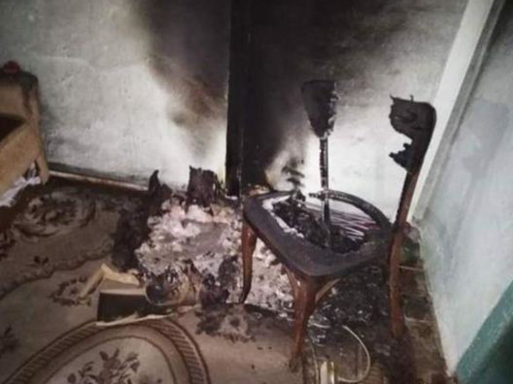 Мать оставила включенным тепловентилятор: При пожаре в Винницкой области погибли двое детей (ФОТО)