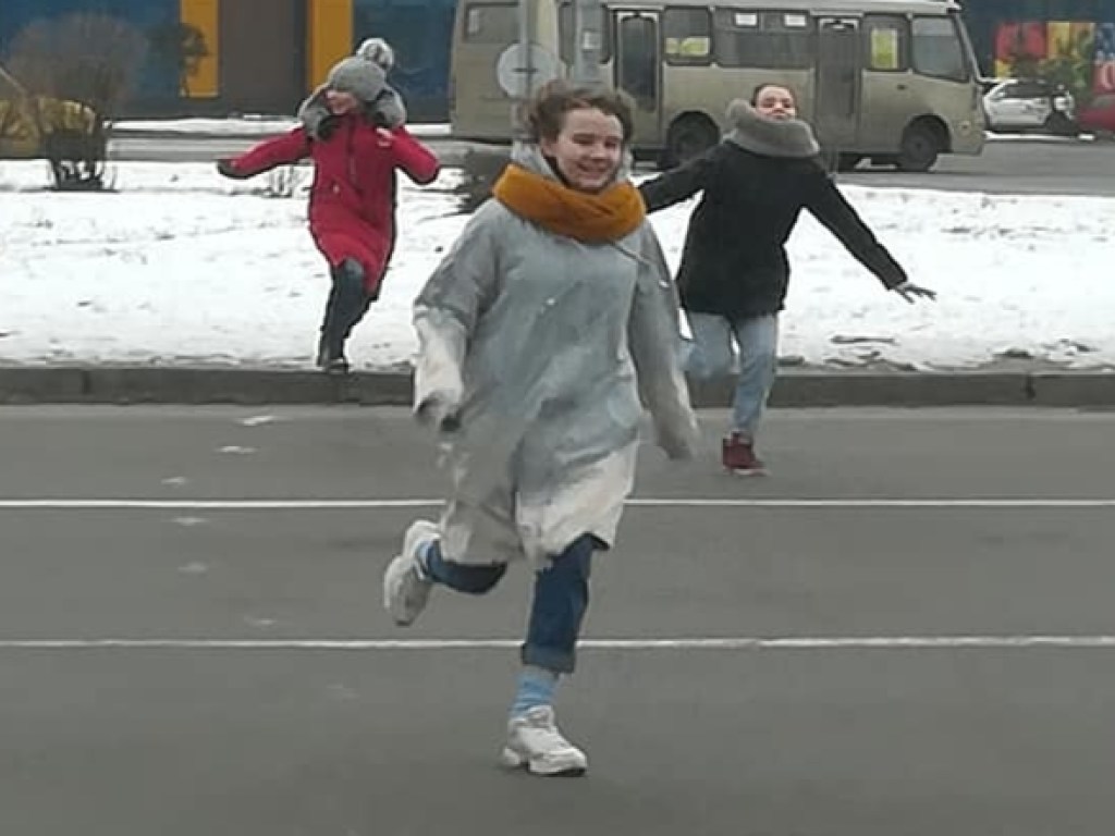 В Киеве бьют тревогу из-за новой опасной игры для подростков