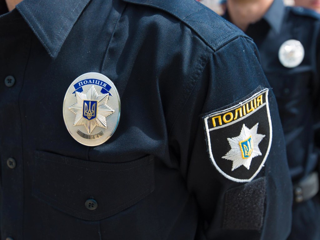 В киевском отделении полиции хотел повеситься 33-летний мужчина