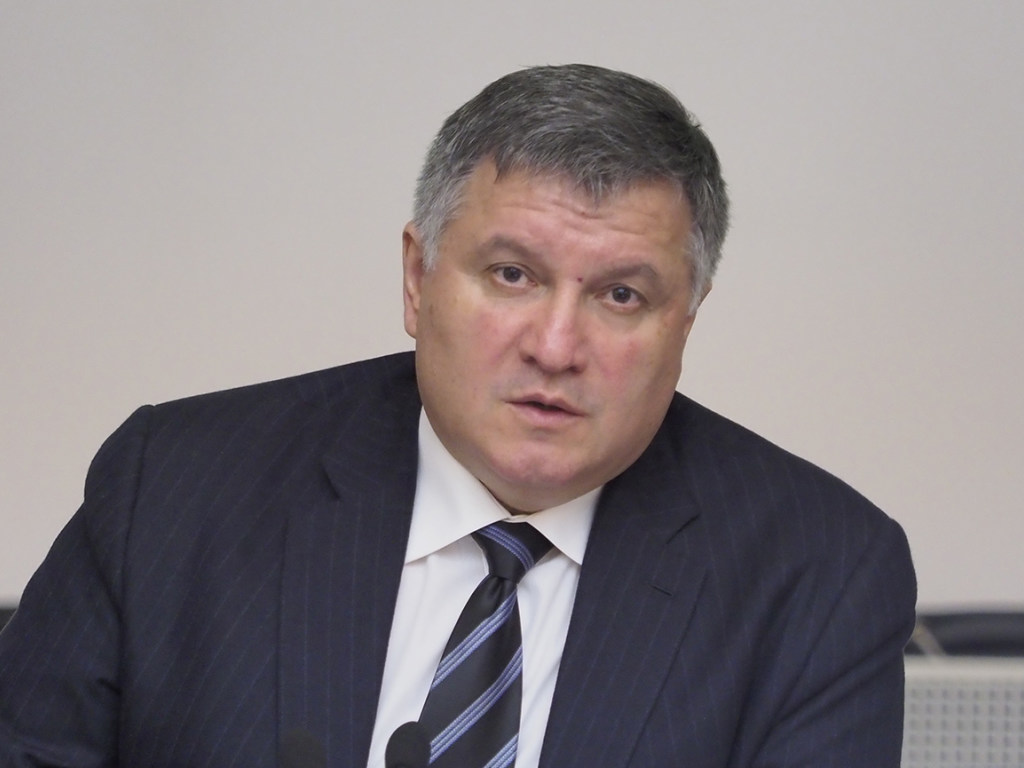 Аваков в США презентовал план деоккупации Донбасса, чтобы остаться в большой политике после выборов – эксперт  