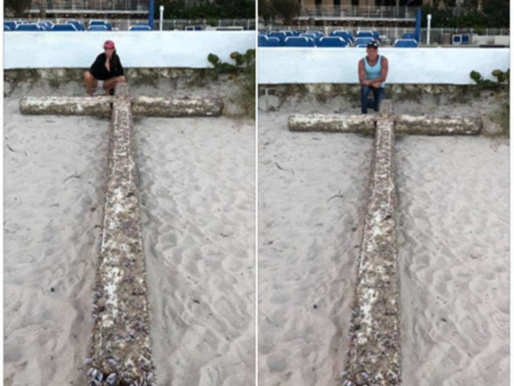 На пляж в США выбросило шестиметровый крест
