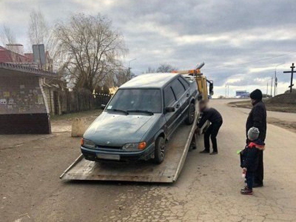 В Херсонской области нетрезвый таксист возил пассажиров с пятилетним сыном (ФОТО)