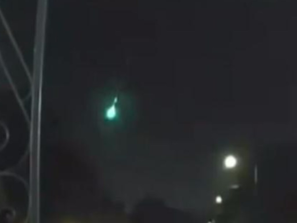 Огромный огненный шар в небе вызвал панику у жителей Флориды (ВИДЕО)
