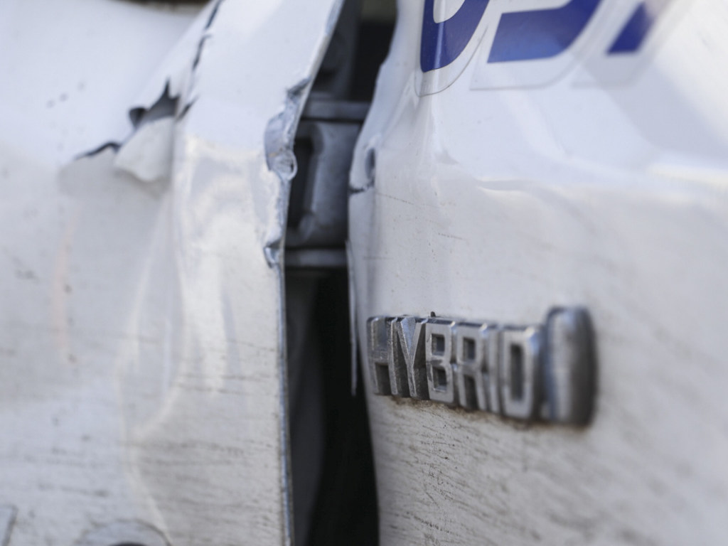 ДТП с полицейскими: в Киеве гражданин Нигерии протаранил авто копов и уехал (ФОТО)