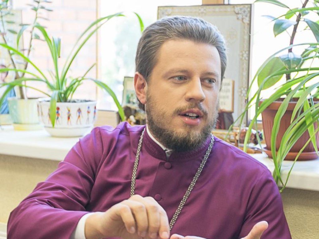 Епископ УПЦ Барышевский Виктор (Коцаба) обратился к международной общественности из-за нарушений прав верующих в Украине