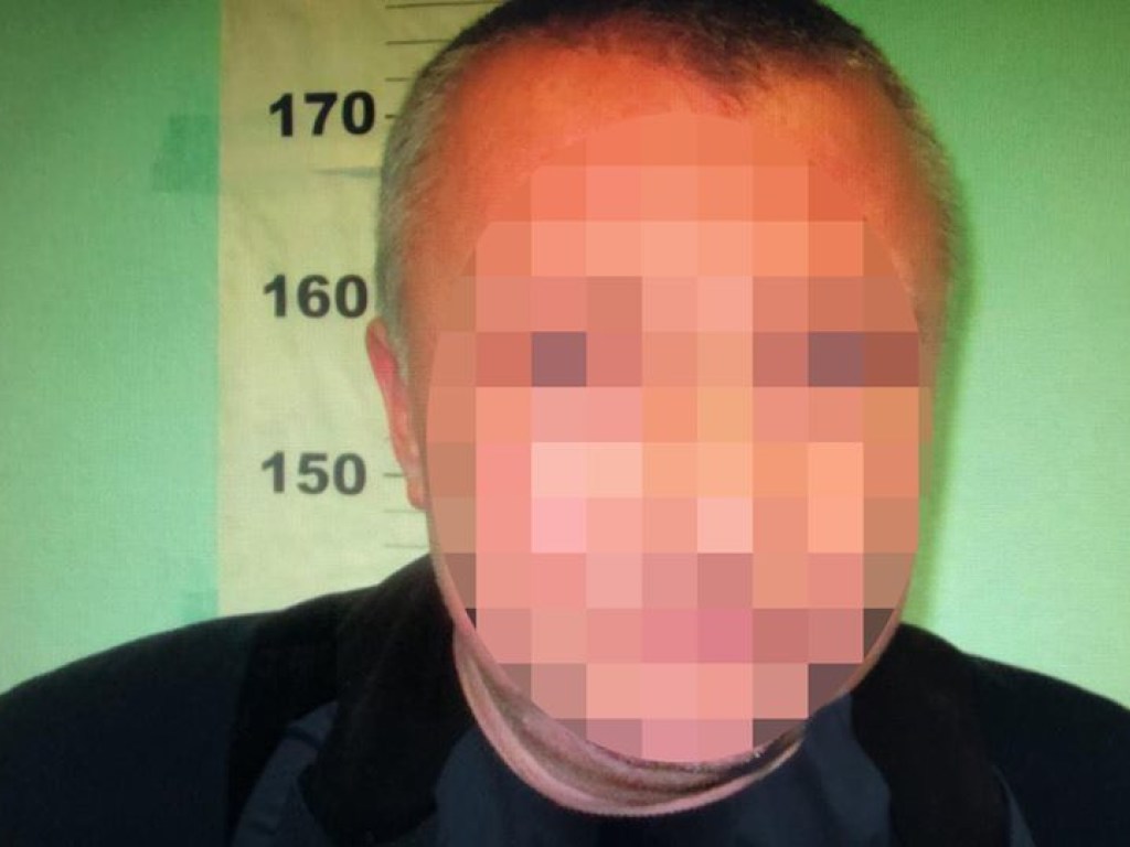 38-летний педофил обнажил свой половой орган в Киеве на станции метро «Печерская»