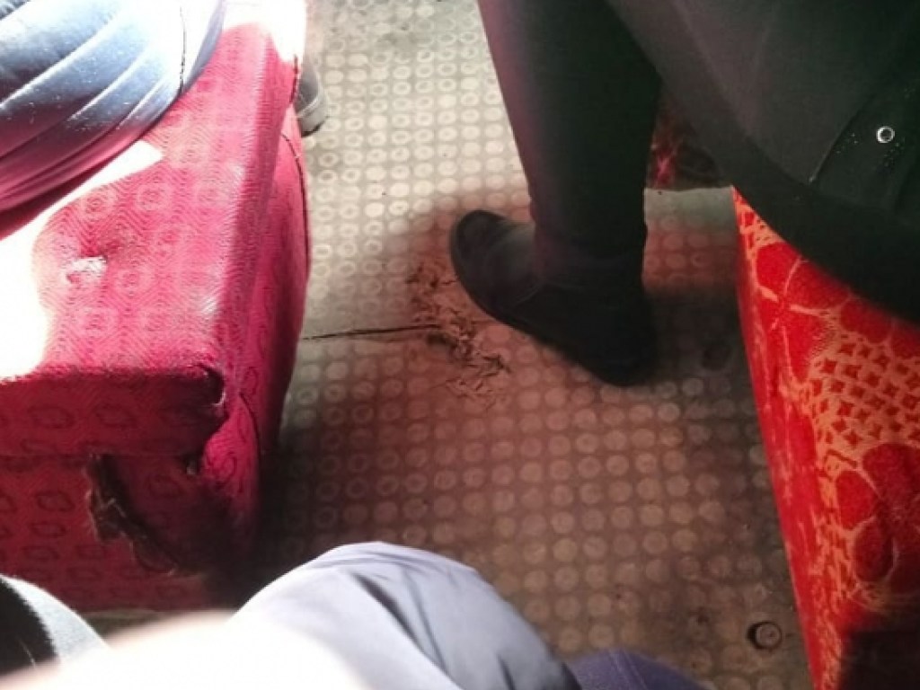 Пассажиры показали «комфортные» сидения закарпатских маршруток (ФОТО, ВИДЕО)