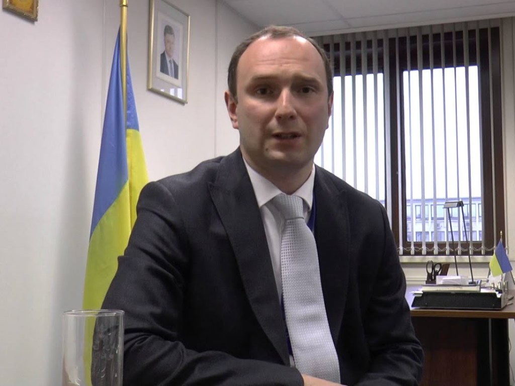 Глава Службы внешней разведки опроверг самого себя в вопросе гражданства Новинского