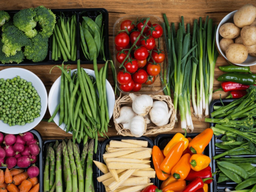 Переход на растительную пищу поможет привести в норму и вес, и нервы &#8212; эксперт