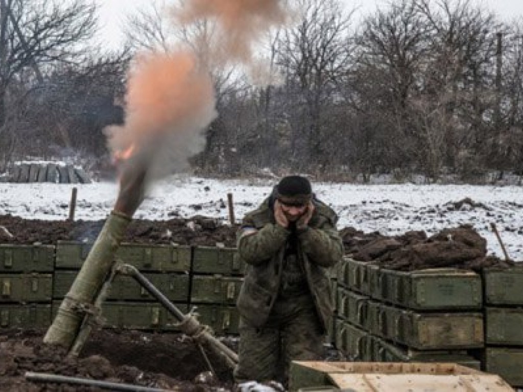На Донбассе боевики 10 раз обстреляли позиции ВСУ