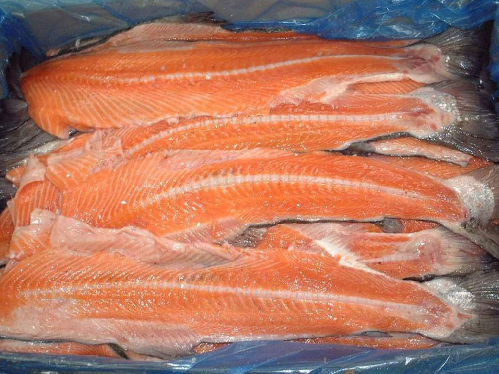 Под Харьковом люди отравились рыбой с рынка: продавца оштрафовали на 25 тысяч