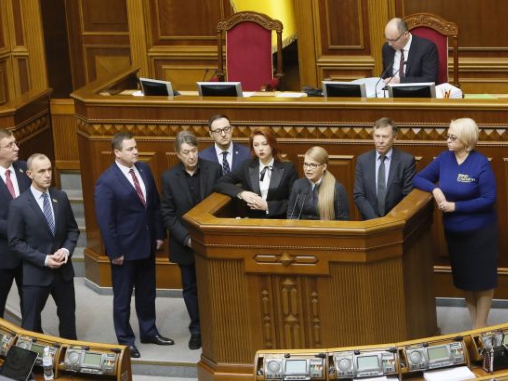 Импичмент за месяц до выборов: Тимошенко решила отрабатывать «стенку»
