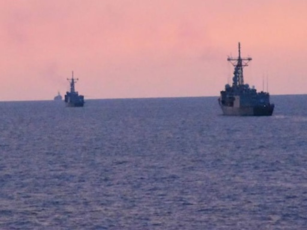 Турция проводит крупнейшие морские учения в своей истории (ФОТО)