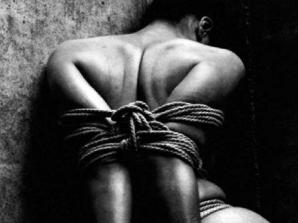 33-летняя киевлянка продавала девушек в сексуальное рабство в Турцию