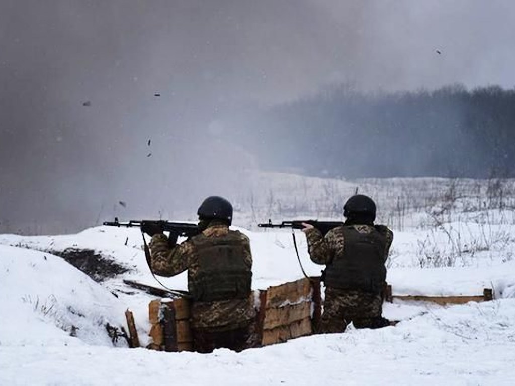 В течении дня в зоне ООС был ранен один украинский военный