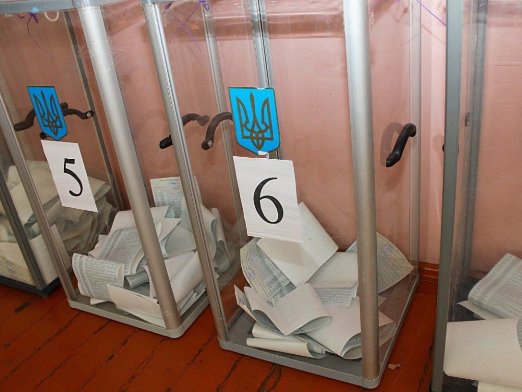 Закон о запрете россиянам быть наблюдателями на выборах в Украине вступил в силу