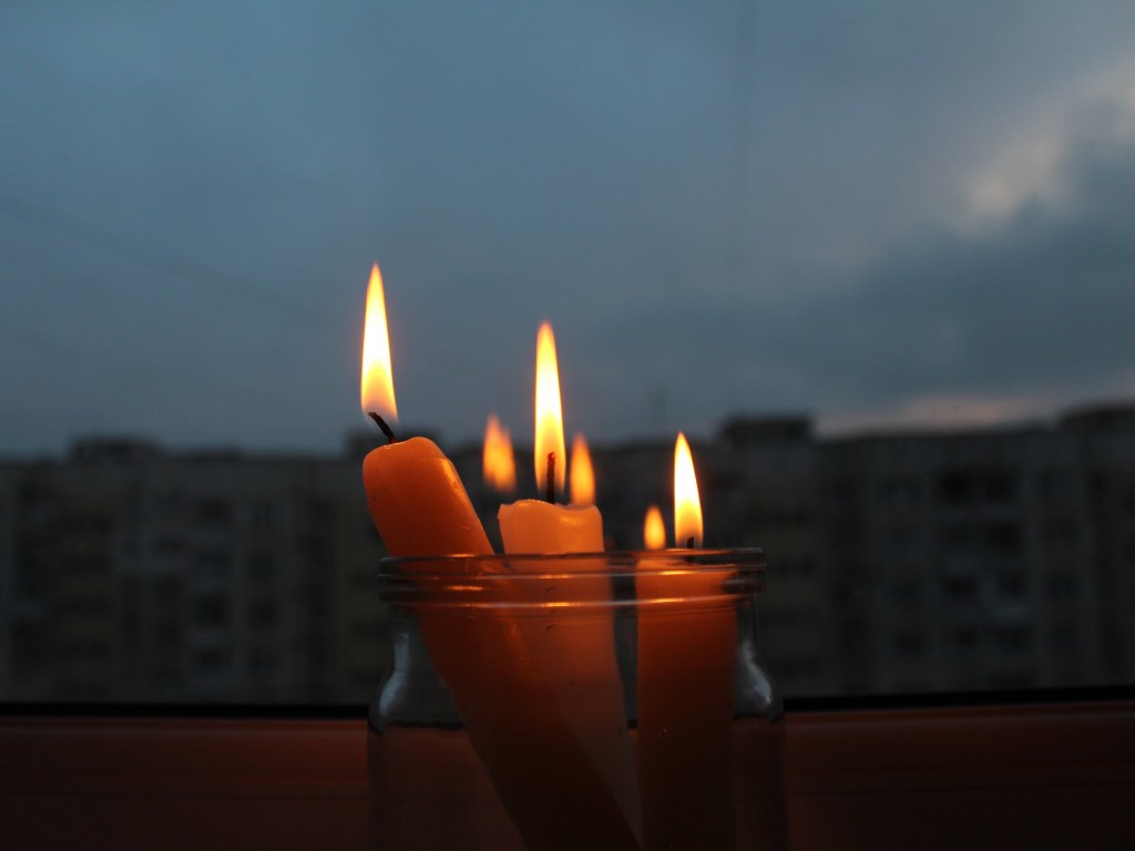 Часть Крыма осталась без света из-за погодных условий и аварии на «Крымэнерго»