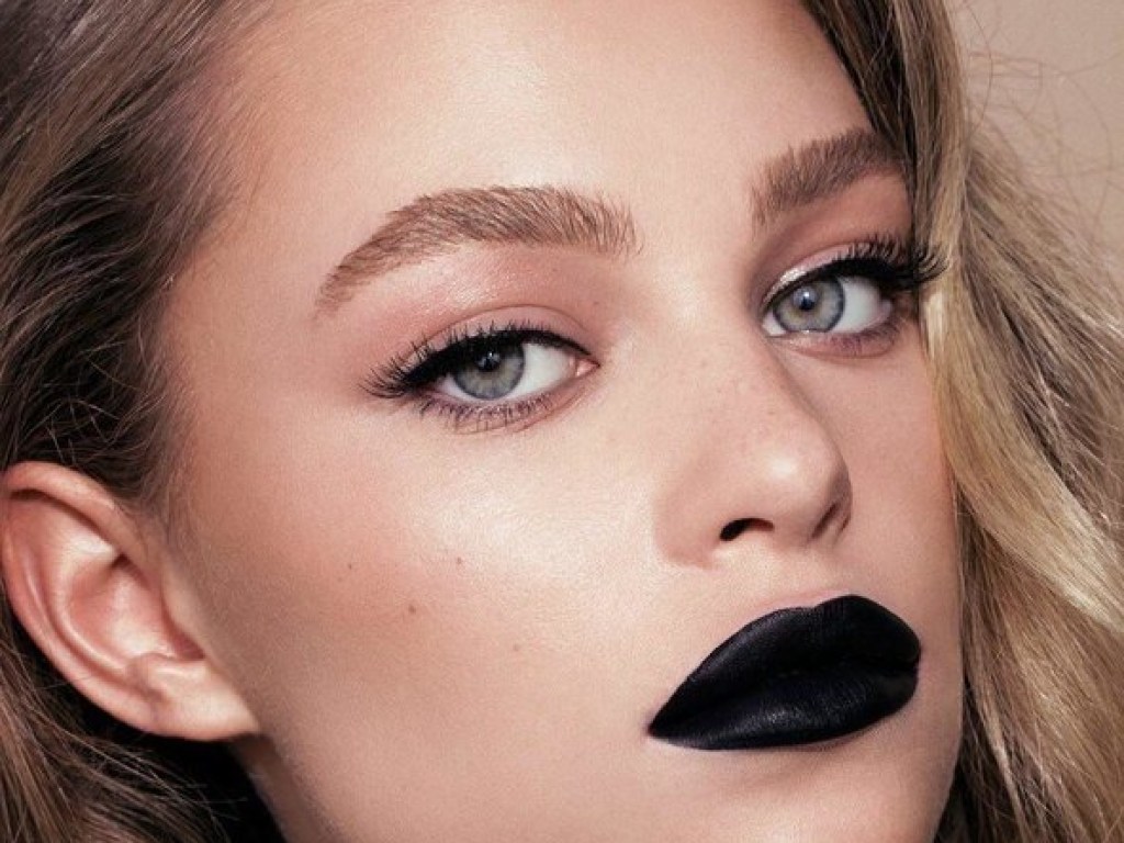 Сам себе визажист: Instagram-тренды в макияже набирают бешеную популярность (ФОТО)