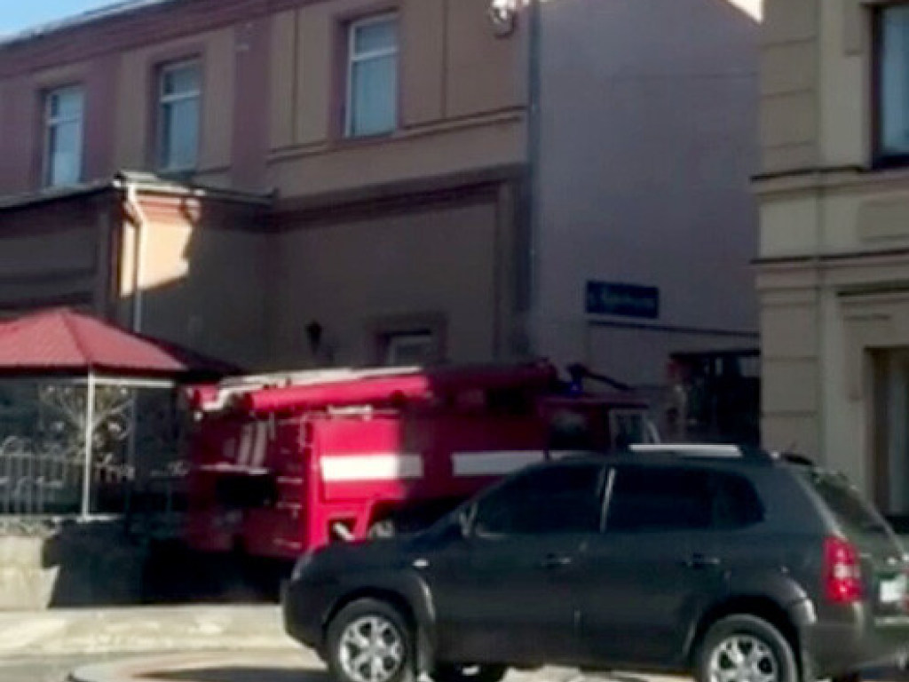 В Шепетовке Хмельницкой области сгорели офисные помещения (ФОТО)