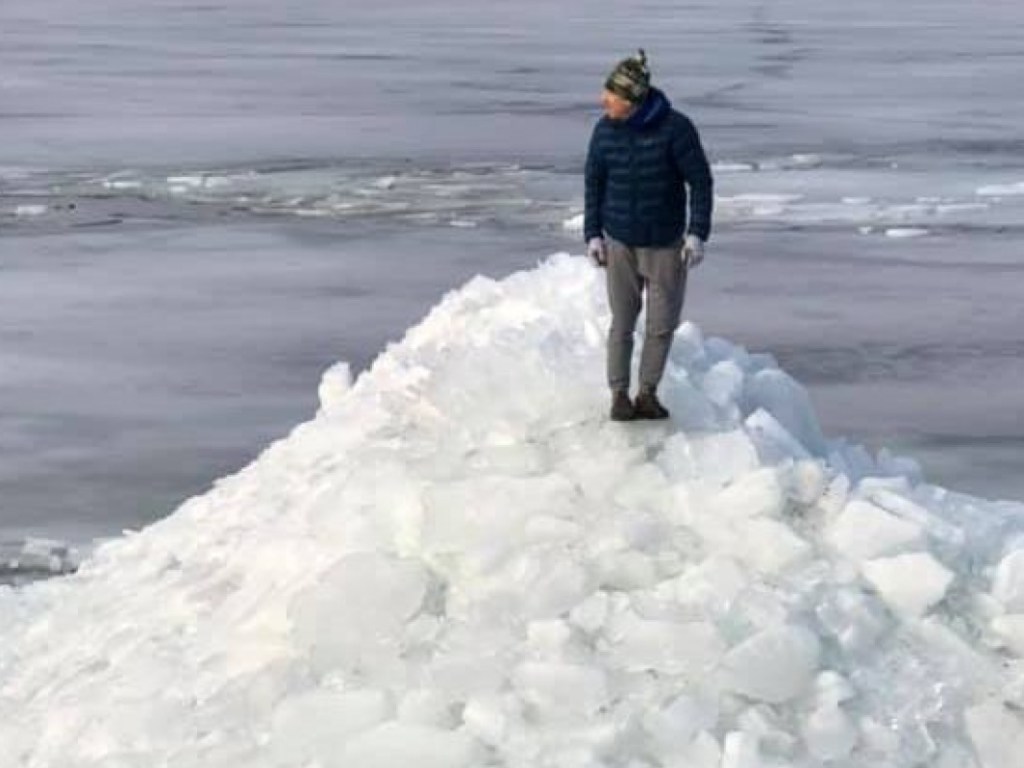 На Киевщине появилась своя Антарктида (ФОТО)