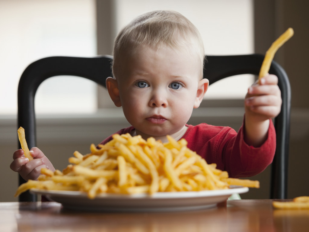 Комаровский назвал главные причины детского ожирения (ФОТО)