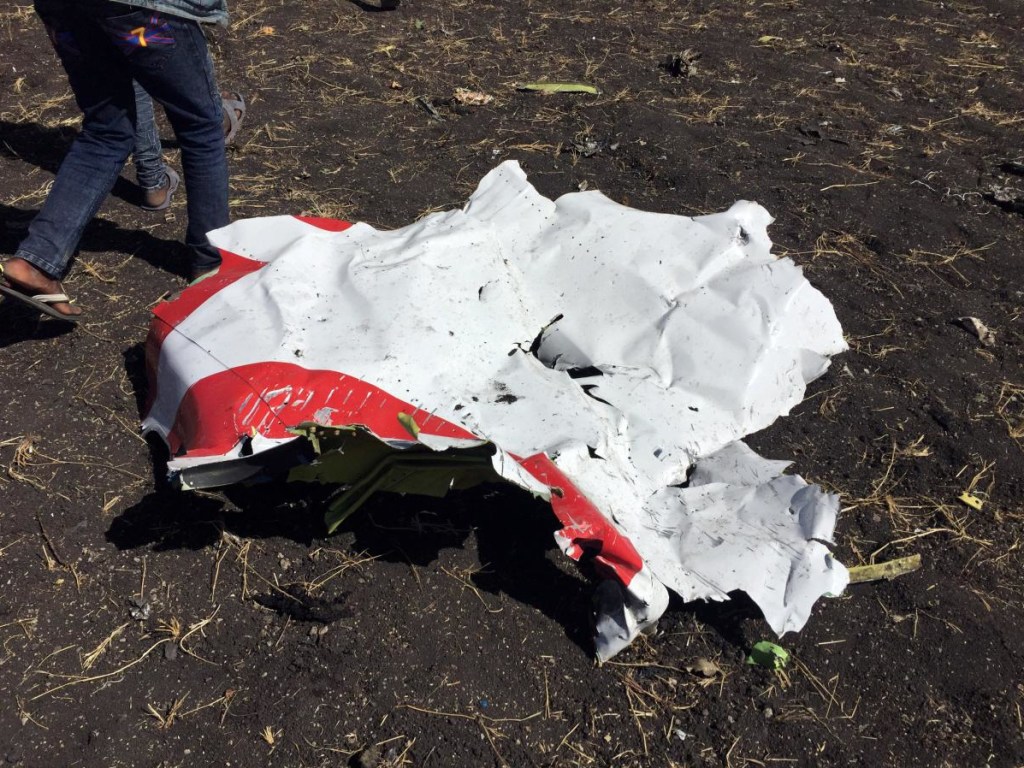 Авиакатастрофа в Эфиопии: фото с места крушения