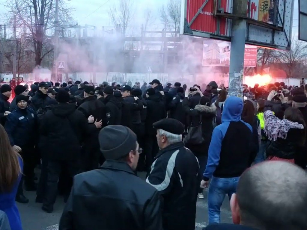 Столкновения в Черкассах: полиция заявила о задержании организаторов потасовки  