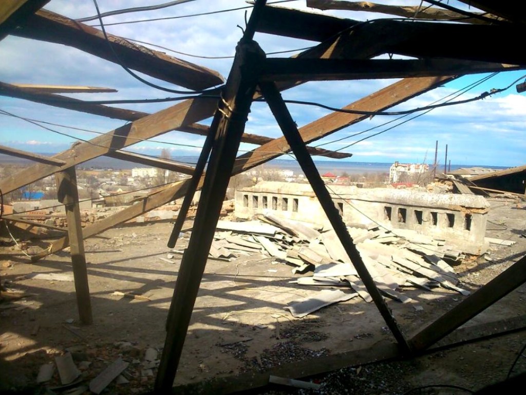 В Одесской области ветром сорвало крышу пятиэтажки (ФОТО)