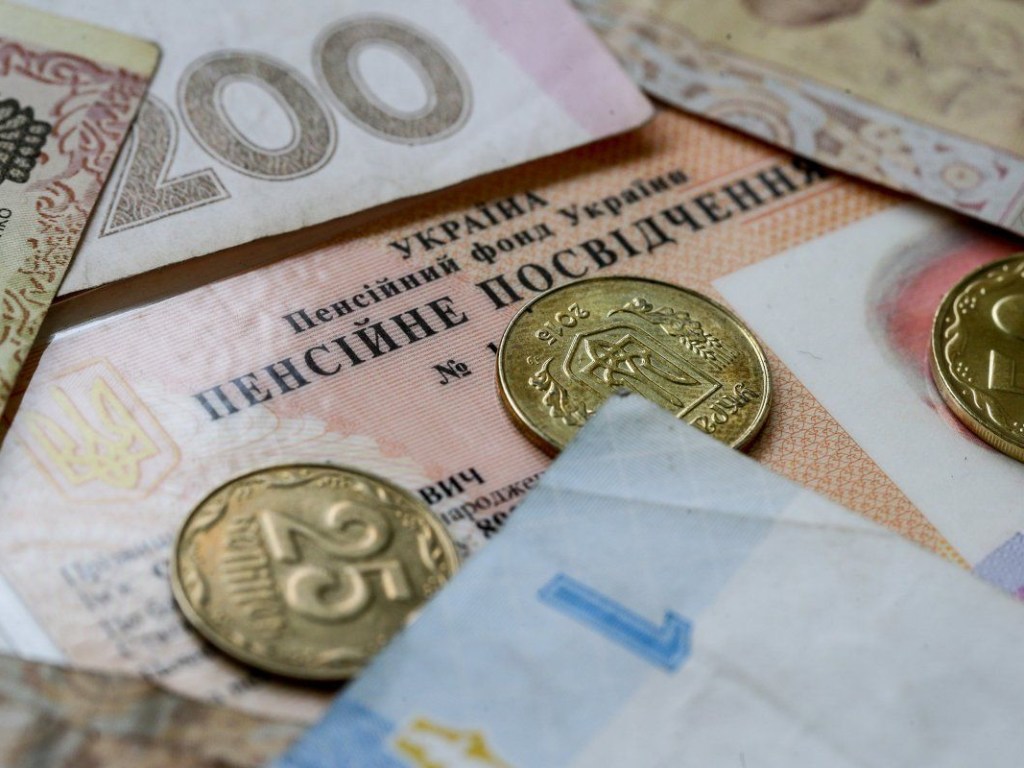 Почти девять миллионов украинцев получили повышенную пенсию в марте &#8212; Минсоцполитики
