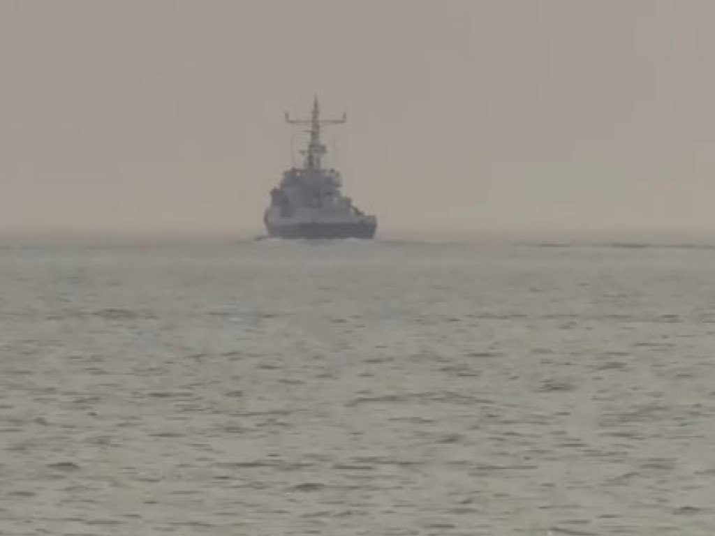В Азовском море военные обнаружили корабли ФСБ РФ