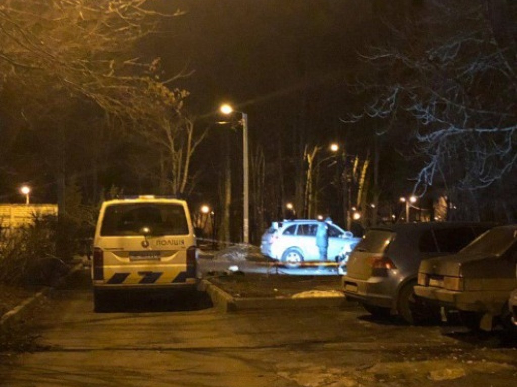 В Харькове на парковке расстреляли мужчину