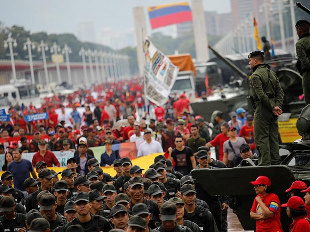 Латиноамериканский эксперт: режим ЧП в Венесуэле будет соблюдаться только на территории, подконтрольной оппозиции